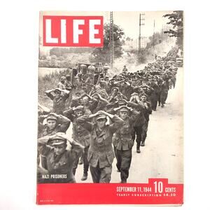 LIFE Magazine Sept 1944 Nazi Prisoners Paris Liberation WWII Time Inc.